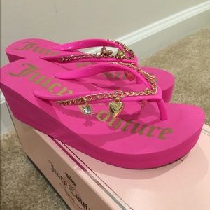 Juicy Couture Girls platform Summer Shoes Pink